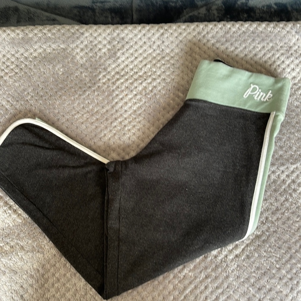 Woman’s Capri leggings